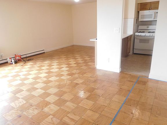 2nd image of 140-16 34th Ave #905