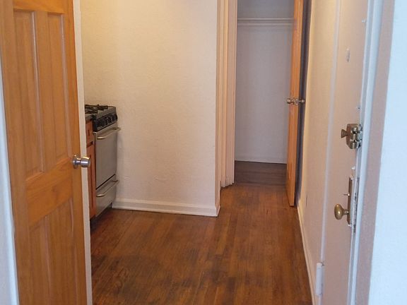 3rd image of 17 Downing St APT 3A