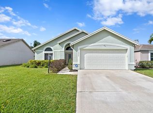 12956 Meadowbreeze Dr, Wellington, FL 33414