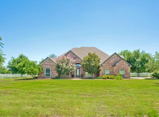 1901 Greenway Crossing Dr, Haslet, TX 76052