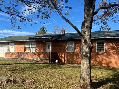 391 Lakewood Forest Rd, Moneta, VA, 24121