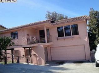 21131 Ocean View Dr, Hayward, CA 94541