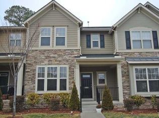 206 Tobacco Leaf Ln, Apex, NC 27502