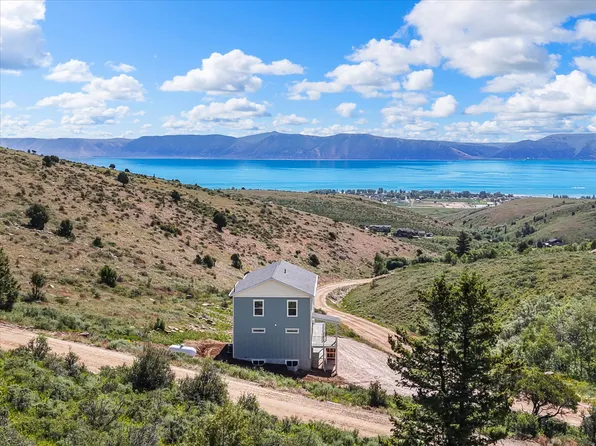 1509 W Cedar Ridge Dr, Garden City, UT 84028