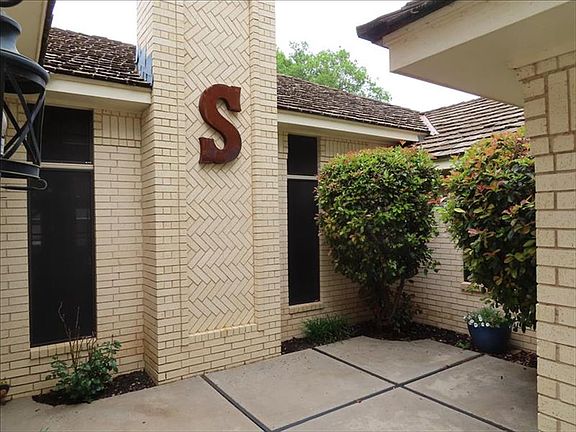 5th image of 6504 Kingsbury Dr