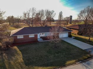 309 S Griffin St, Grant Park, IL 60940