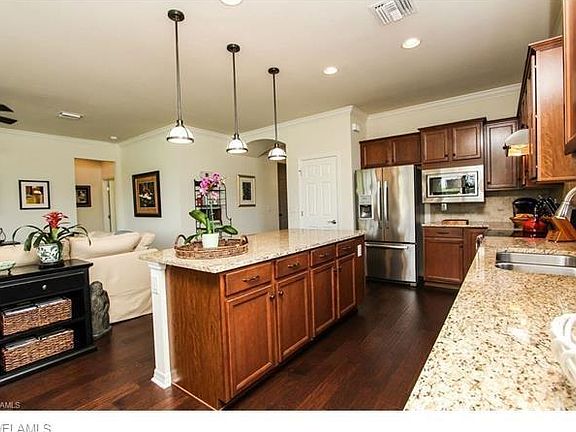 4th image of 10910 Maitland Way