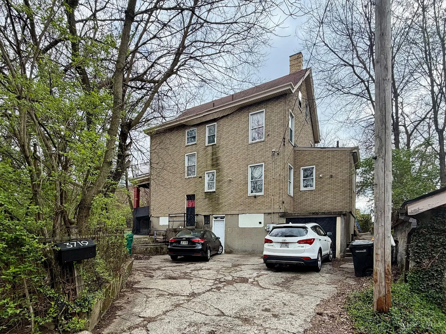 3719 Laclede Ave photo 1