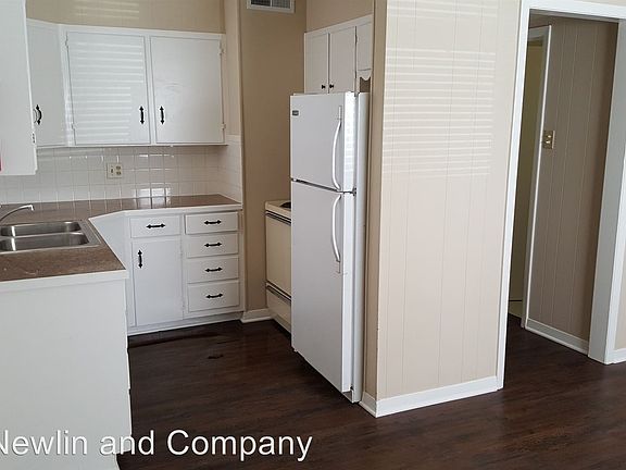2nd image of 2409 W Avenue N APT 1