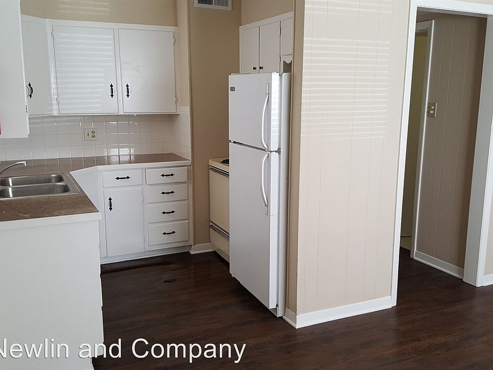 1st image of 2409 W Avenue N APT 2