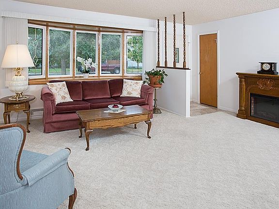 5th image of 408 Normandy Dr