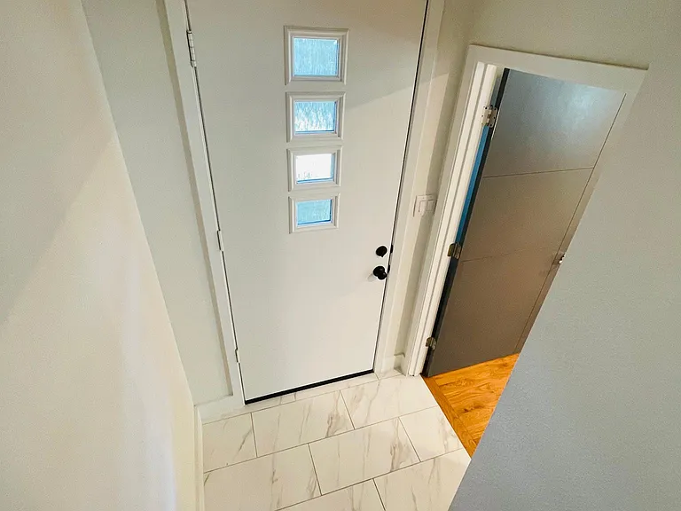 2624 Maple Springs Blvd — Photo 4