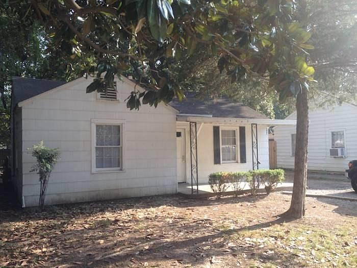 1st image of 3991 Leroy Ave