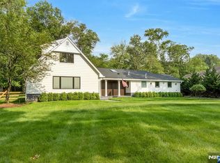 14 Rambling Brook Rd, Upper Saddle River, NJ 07458