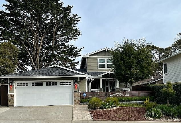 1st image of 2210 Rollingwood Dr