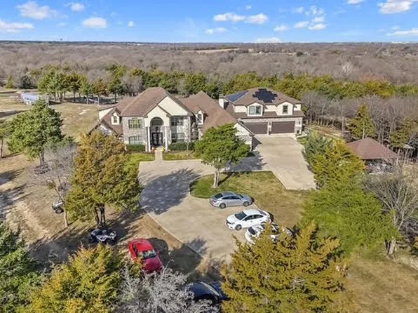 505 S Bluegrove Rd, Lancaster, TX 75146