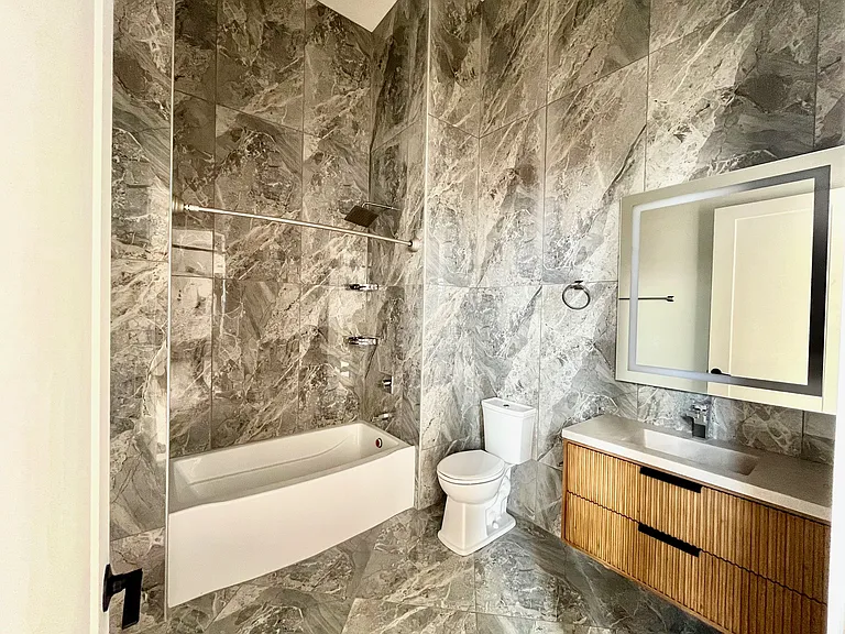 251 Pearl St #307 — Photo 23