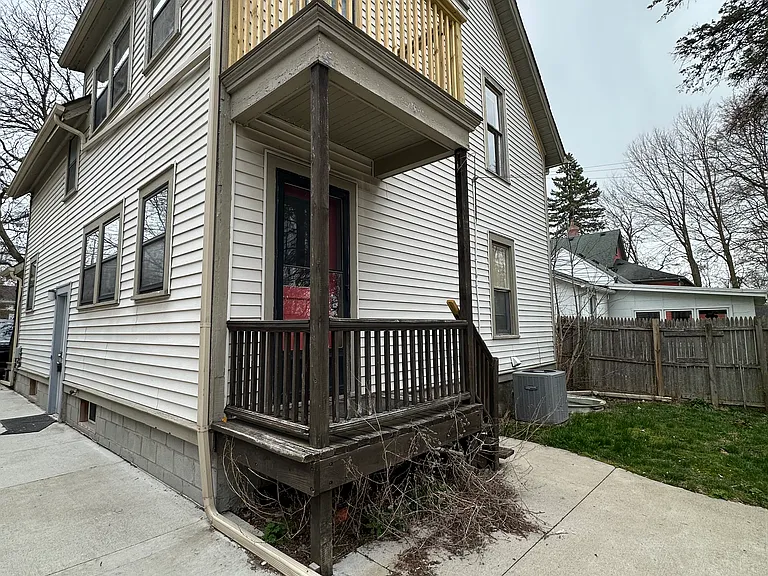 829 Miller Ave #1 — Photo 4
