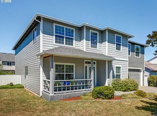 1407 Primrose Ln, Forest Grove, OR 97116