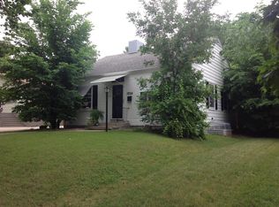1924 S 4th Ave, Sioux Falls, SD 57105