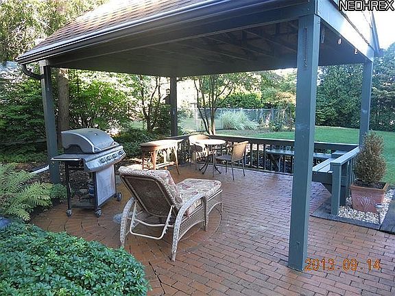 3rd image of 3883 Fairfield Dr