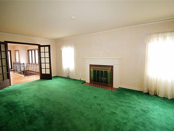 4th image of 1012 Roosevelt Ave