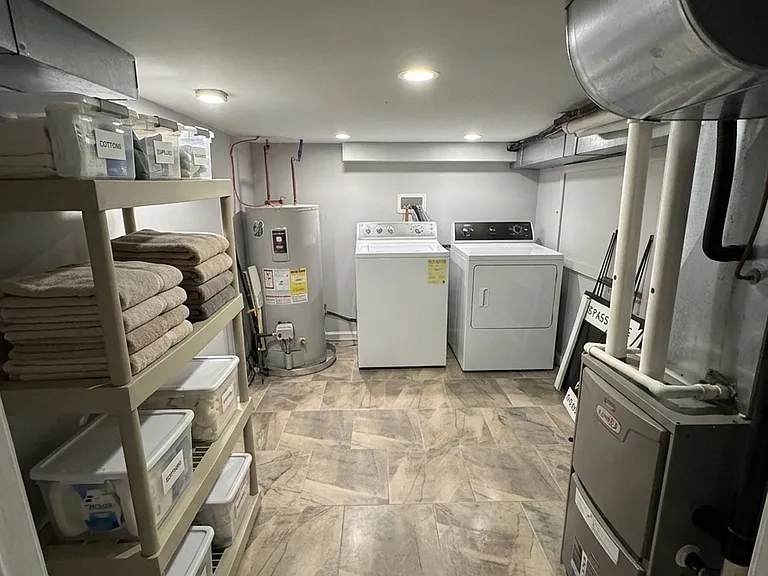 Laundry Toom