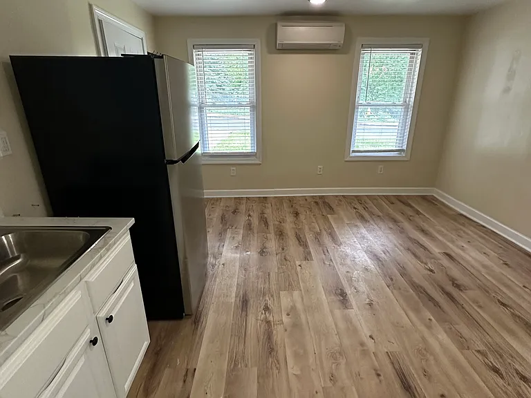 94 W Main St #2 — Photo 8