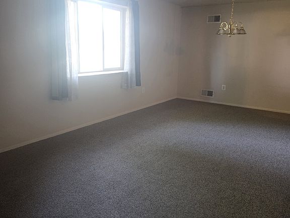 2nd image of 701 Heather Ridge Dr Unit C