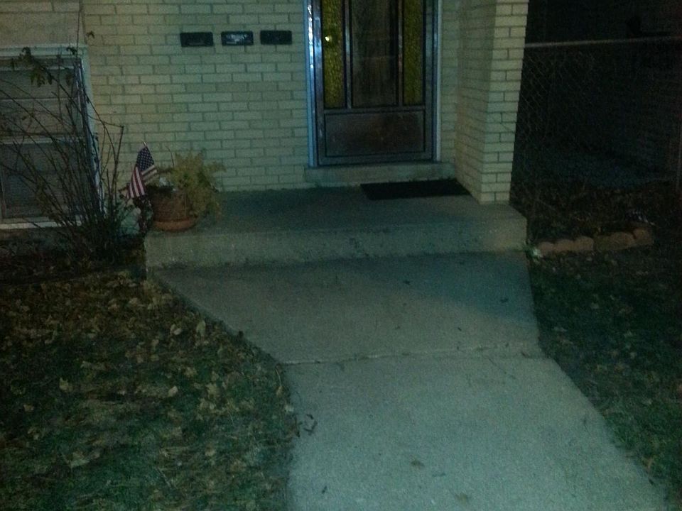 1st image of 4726 N Tripp Ave