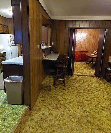 5th image of 802 Utopia Ln