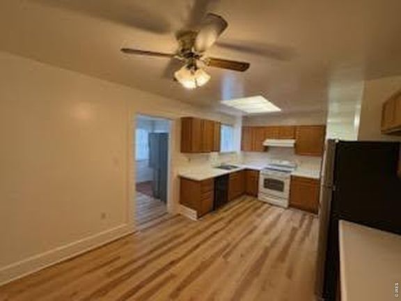 2nd image of 131 Park St