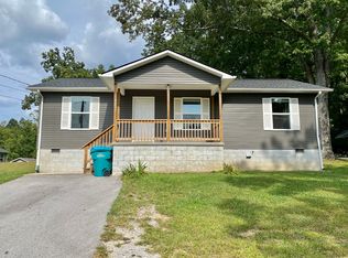 111 County Seat Rd, Crossville, TN 38555