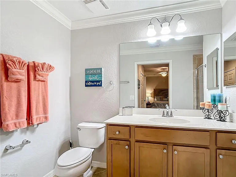 9715 Acqua Ct #127 — Photo 35