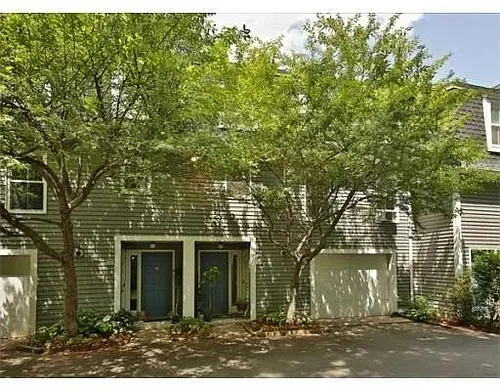 21 Prospect St Photo 1