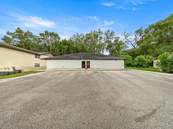 840 NE 3rd St APT 100, Ocala, FL 34470