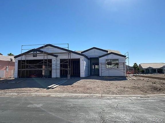 3rd image of 6222 S Los Lagos Cv