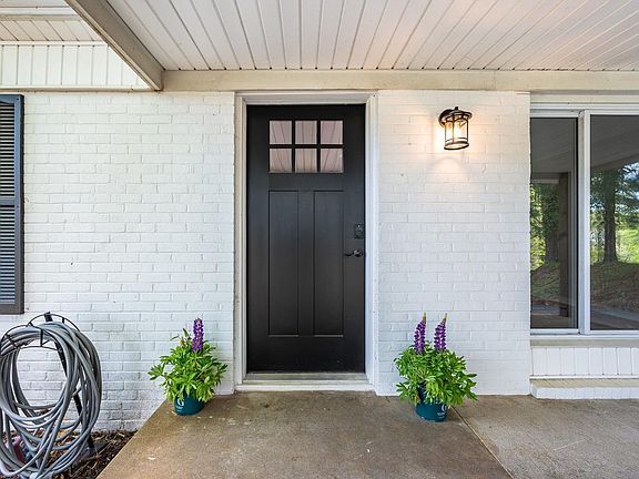 5th image of 3417 Westbrook Cir