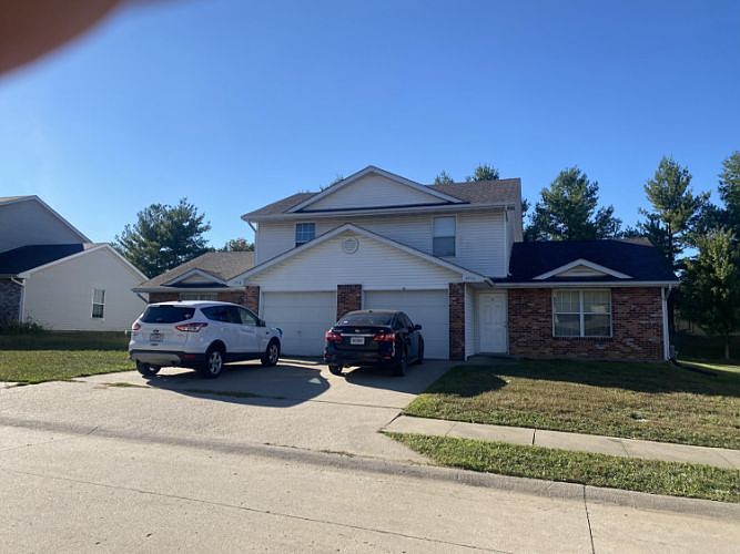 1st image of 3916-18 Olympic Ct