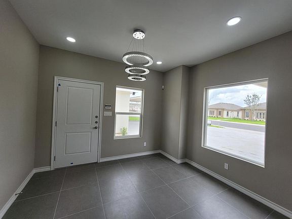 4th image of 3305 Frio Ave APT 3