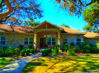 108 Wagon Trail Rd, Shavano Park, TX 78231