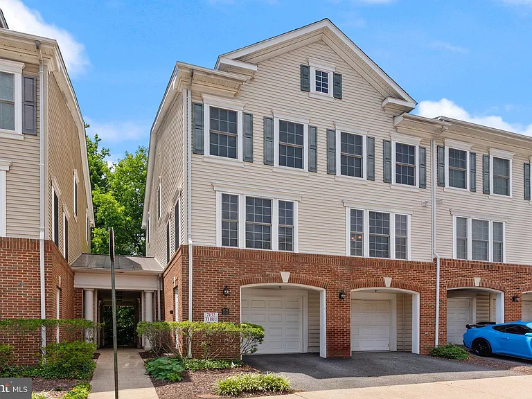 7134 Huntley Creek Pl #71B — Photo 2