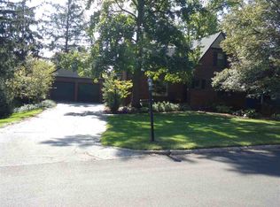 209 Forest Hill Dr, West Lafayette, IN 47906