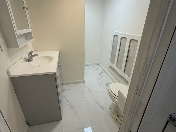 76 Elm St #1, Rensselaer, NY 12144