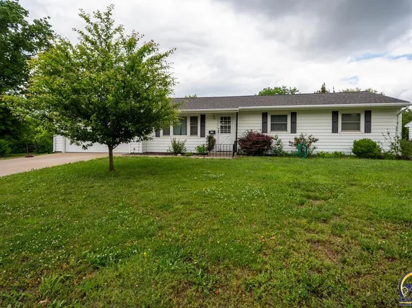 1244 SW 31st Ter, Topeka, KS 66611