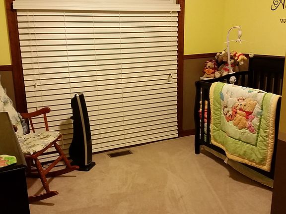 3rd image of 158 Riverview Ln