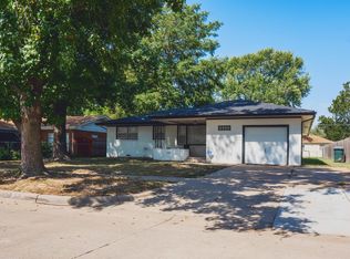 3261 S Oak St, Wichita, KS 67217
