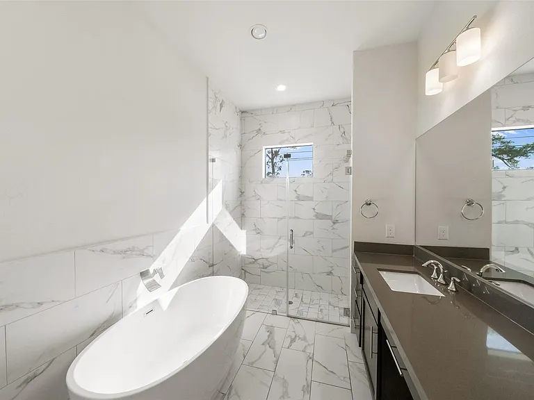 2616 Riverside Dr #M — Photo 23
