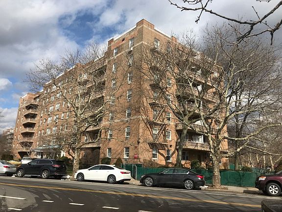 4th image of 15135 84th St APT 5F