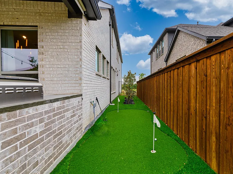 2262 Poppyvine Rd — Photo 35